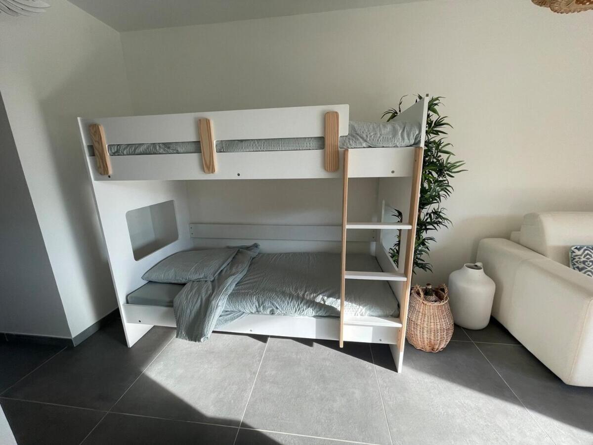 L'Opale - Le White Les Attaques Quarto foto